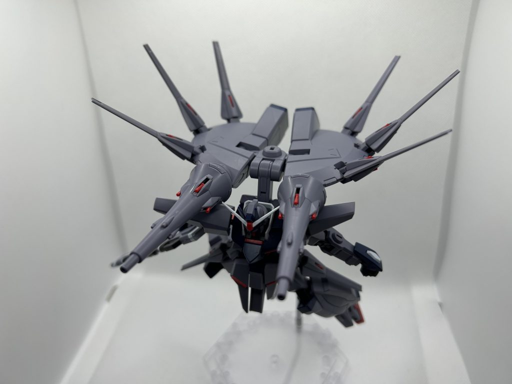 旧HGキットでこのポーズできませんでしたね。最近のガンプラ凄いっすね。