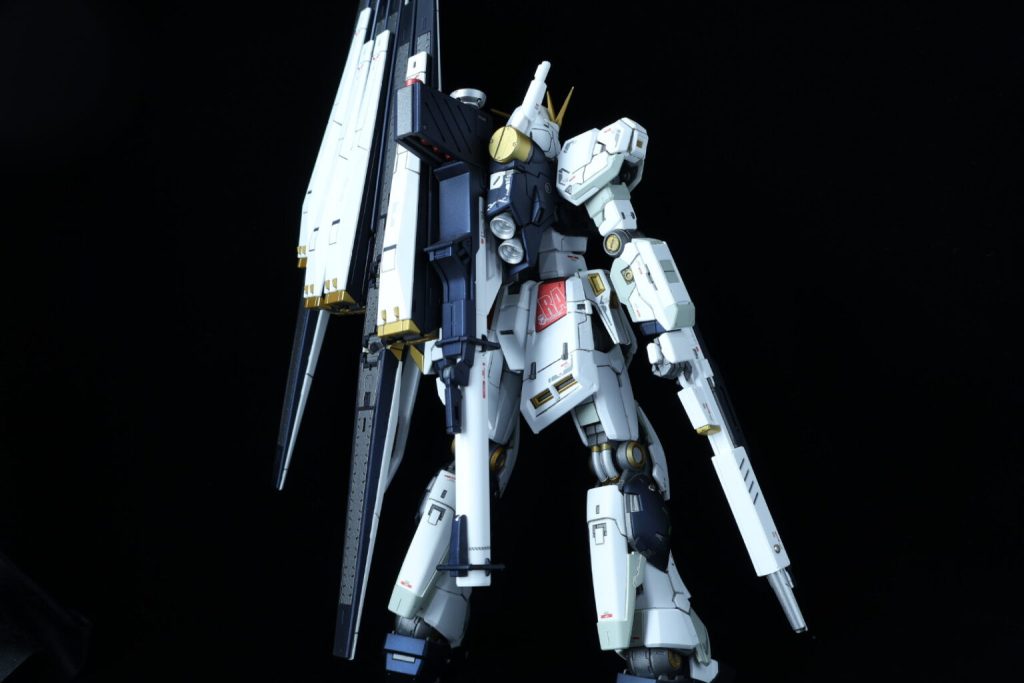 フリマサイトで手に入れた中古品だったのでファンネルをつけると少し傾きますが写真を撮るくらいの間は頑張ってくれました笑