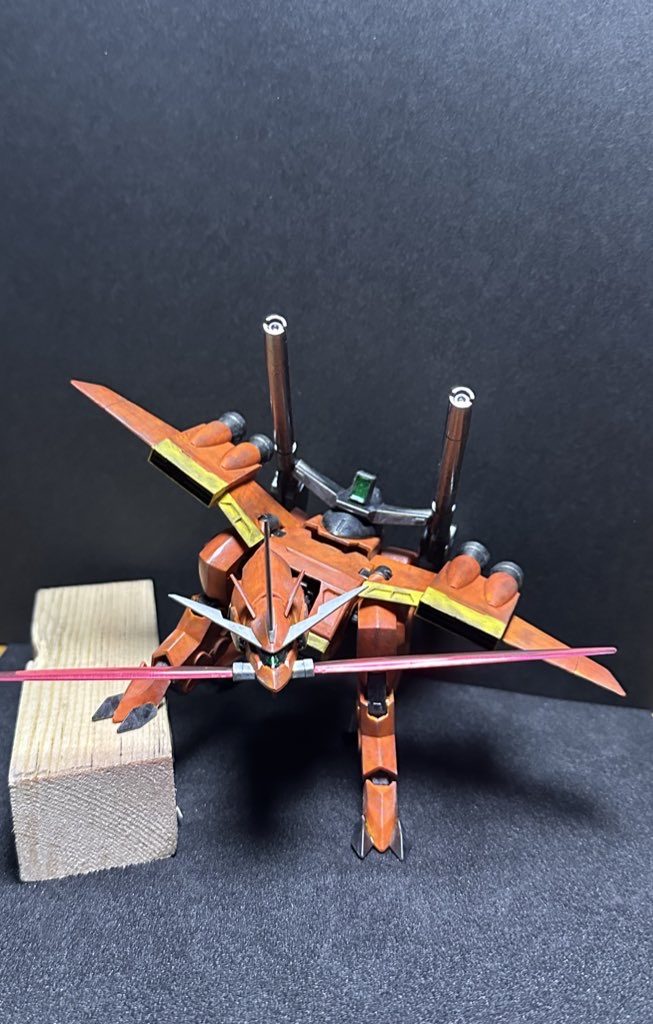 照明マジックを解除すると、、、粗が目立ちますがご愛嬌という事でケバブはないけどコーヒー飲みながら今宵は愛でたいと思います