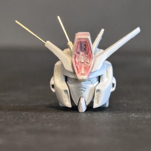 HGUC ZZガンダムをversion Ka顔に寄せて行こうの第4週(〜3/22)です。出張で2日空けたのでゆっくりペースです。①ヘルメットの上部に肉盛りました。②アンテナ延長中。いいかなぁ〜と思ってたら写真撮るとうねうねしてますね😇長すぎたか笑③ハイメガキャノンは筋彫りが太かったので段差にしようといじってたら傷だらけです。④ヘルメットと顔の傷取りはほぼ気にならなくなりました。他はもう少し傷取りに励みます。そうそうGrok。無料生成出来なくなった??ちょっと楽しみ減りました。なんかいい画像生成アプリないかなー。ではまた来週頑張ります。いいねありがとうございます。とても励みになってます😊(4枚目)