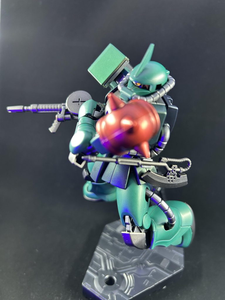 ザクの日に便乗して–3枚目/制作者：ふじー