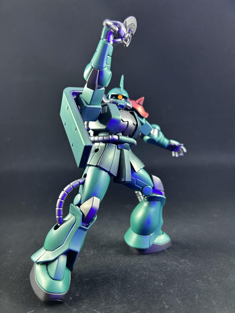 ザクの日に便乗して–4枚目/制作者：ふじー