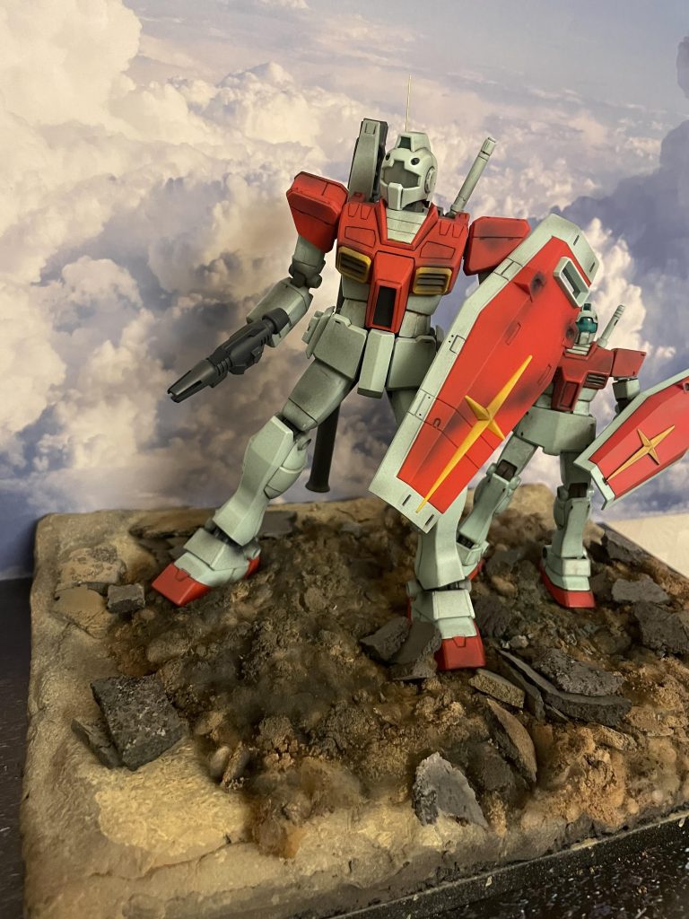 カメラを点灯させないバージョンです。やはり光った方が迫力がありますかね。。