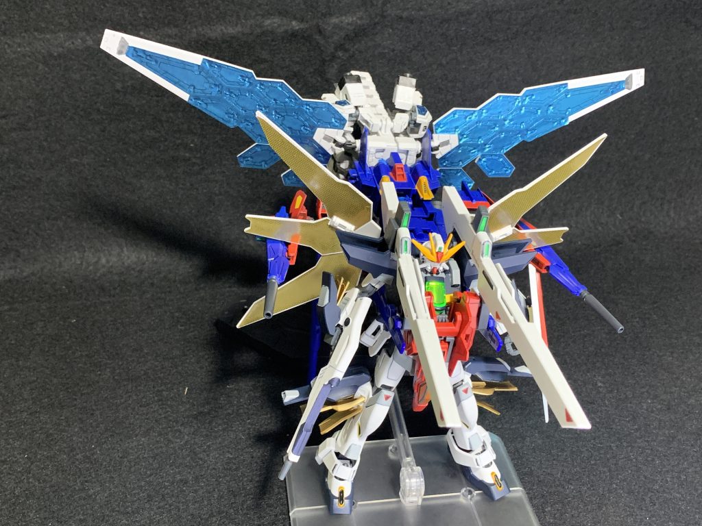 太陽光パネル使用でソーラレイキャノンと言ったところでしょうか。