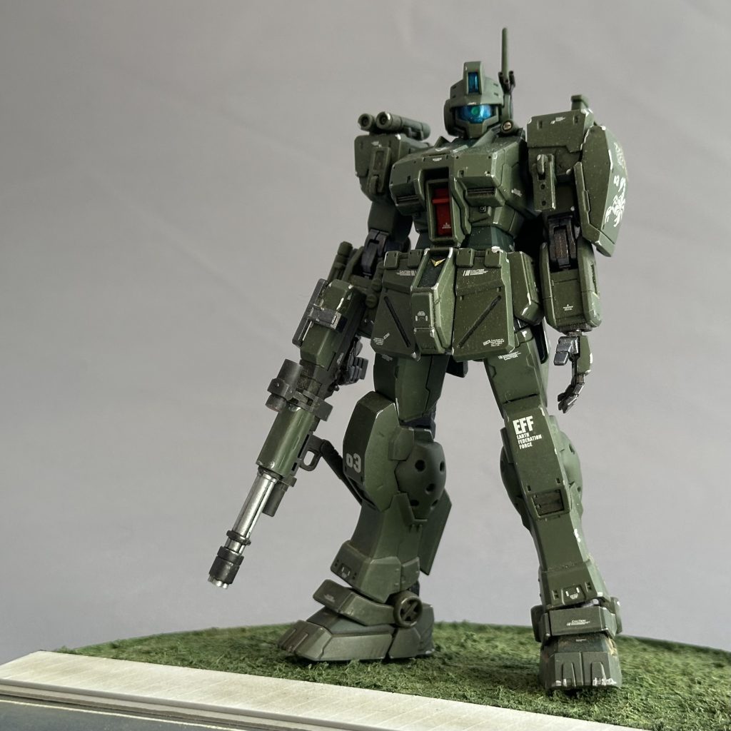 組んじゃうとさっぱり見えませんが各スカートの裏側はプラバンで塞いでいます。