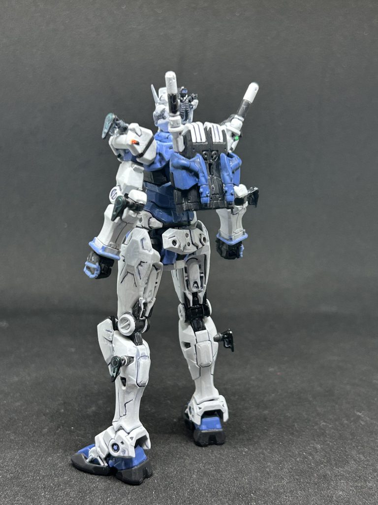 白いガンダム(ガンダムベース)–3枚目/制作者：ライゾウ