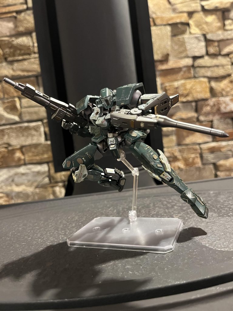 ライフルも持たせてパッケージのポーズ！！