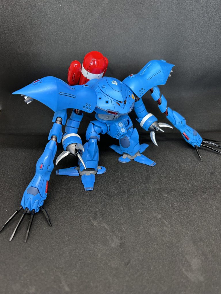 量産型ズゴックから、腕と膝を拝借してのミキシングをしてみました。