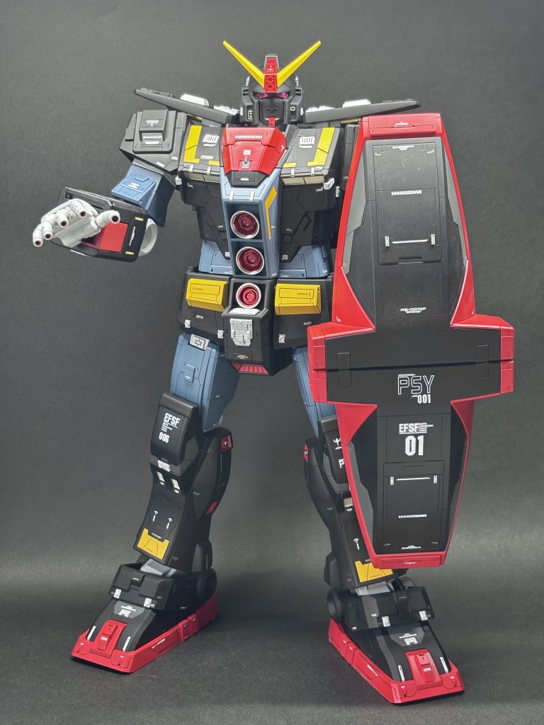 盾が重すぎて腕が上がりません。笑