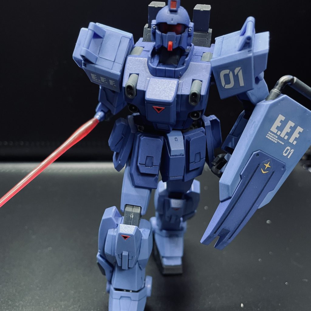 元画像　一番変わってますね。映っていないところを作成して、ポーズも補正されて変わっていますね。