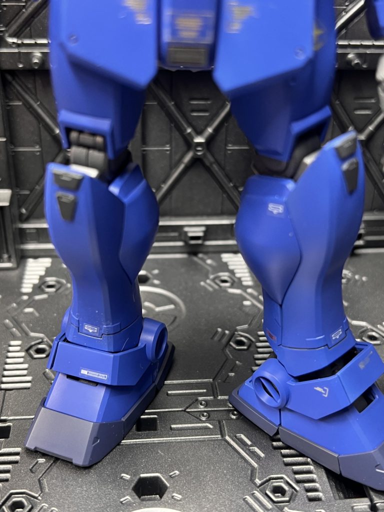 膝にMSGのハッチ。