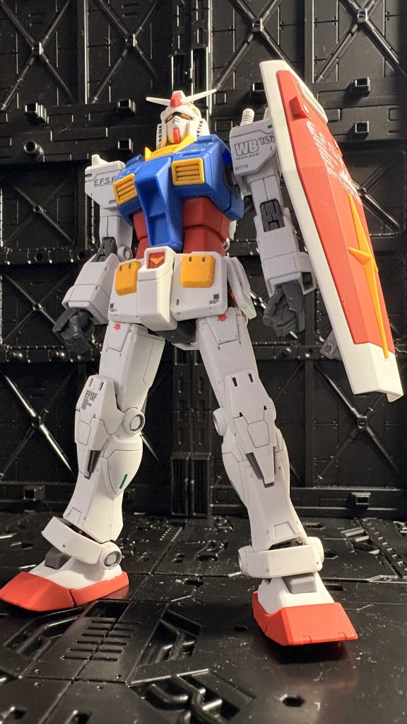 煽りだと顔と顎がやたら長く見えるな😅