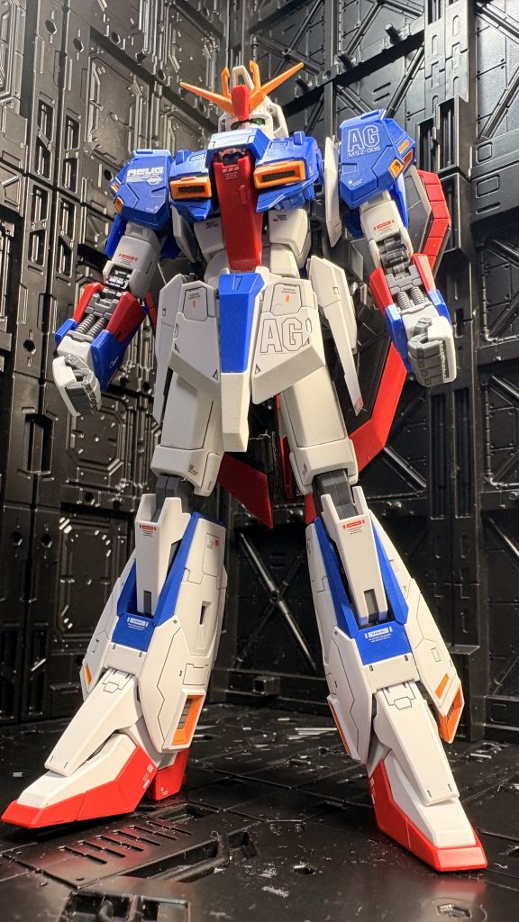 RGゼータガンダムですが、制作途中でフレームを壊してしまいました。噂に違わぬ恐ろしいキットでした😅