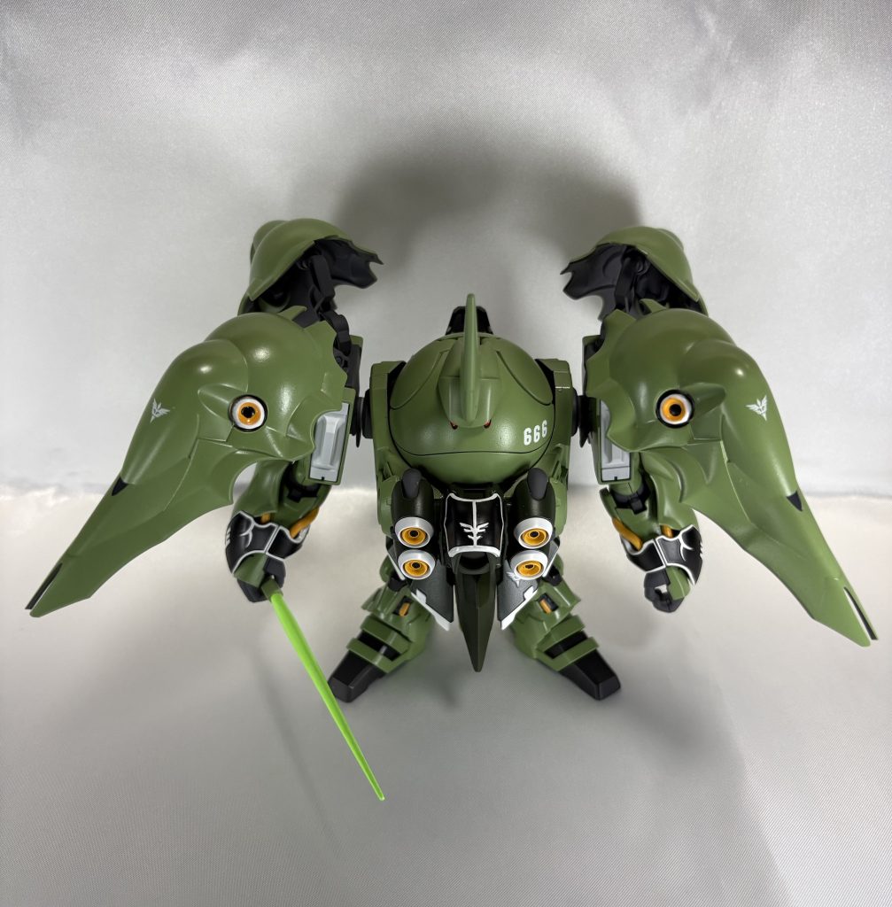 ビームサーベル取り出して