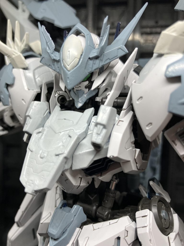 作品名：ラグナヴォルフが完成してから三ヶ月・・・<p>この三ヶ月間で気が付いたらMGバルバトスルプス、バルバトスの改造機(1/100のリメイク)が3機完成しました 投稿するのはまだ先かもですが後々投稿予定です！ ちなみにどれも中々の自信作です！ お楽しみに</p>
