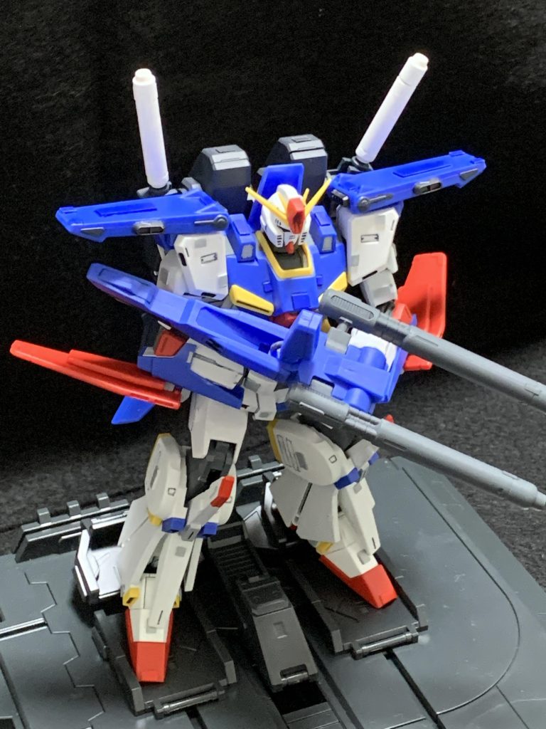 ダブルゼータガンダム、行きます！ガンダムベースで購入したカタパルトデッキがちょうどいいサイズです。発進シーンも映えます。&nbsp;