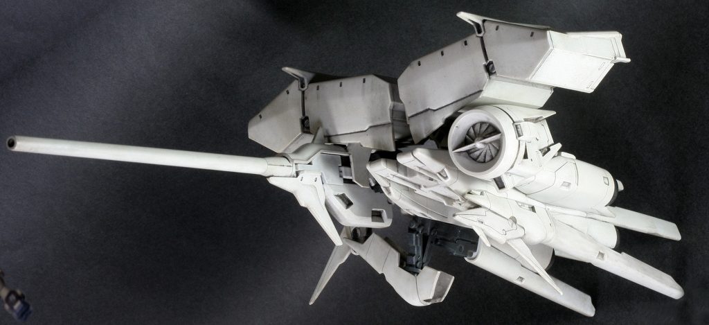 デンドロ素組みです。簡単なところだけ合わせ目消して、塗装、スミ入れ、少し汚しをして完成させました。悲しいことにステイメン紛失です。