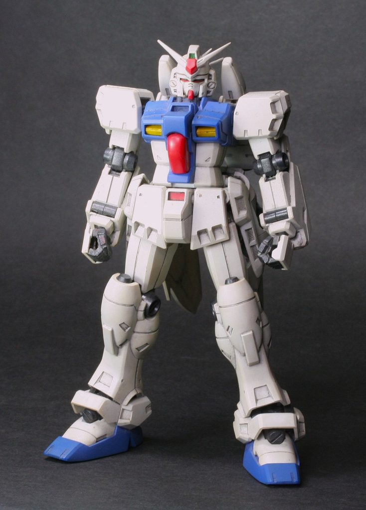 おそらくPC上では赤の彩度が低くて若干茶色寄りかと思います。上画像の方にpc上で彩度に近いものを載せておきます。青の方は、もう少し赤みがかっていますが、撮影に反映できませんでした。とにもかくにも、ご覧いただきありがとうございました。