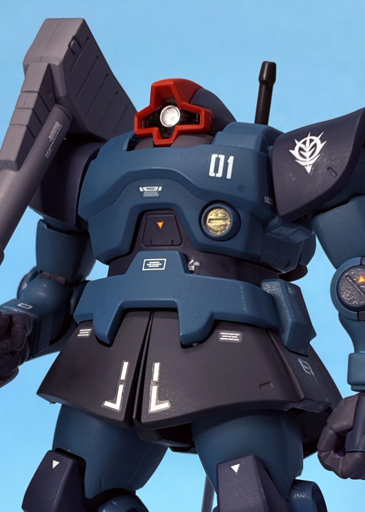 リックドム(シャリア専用機)