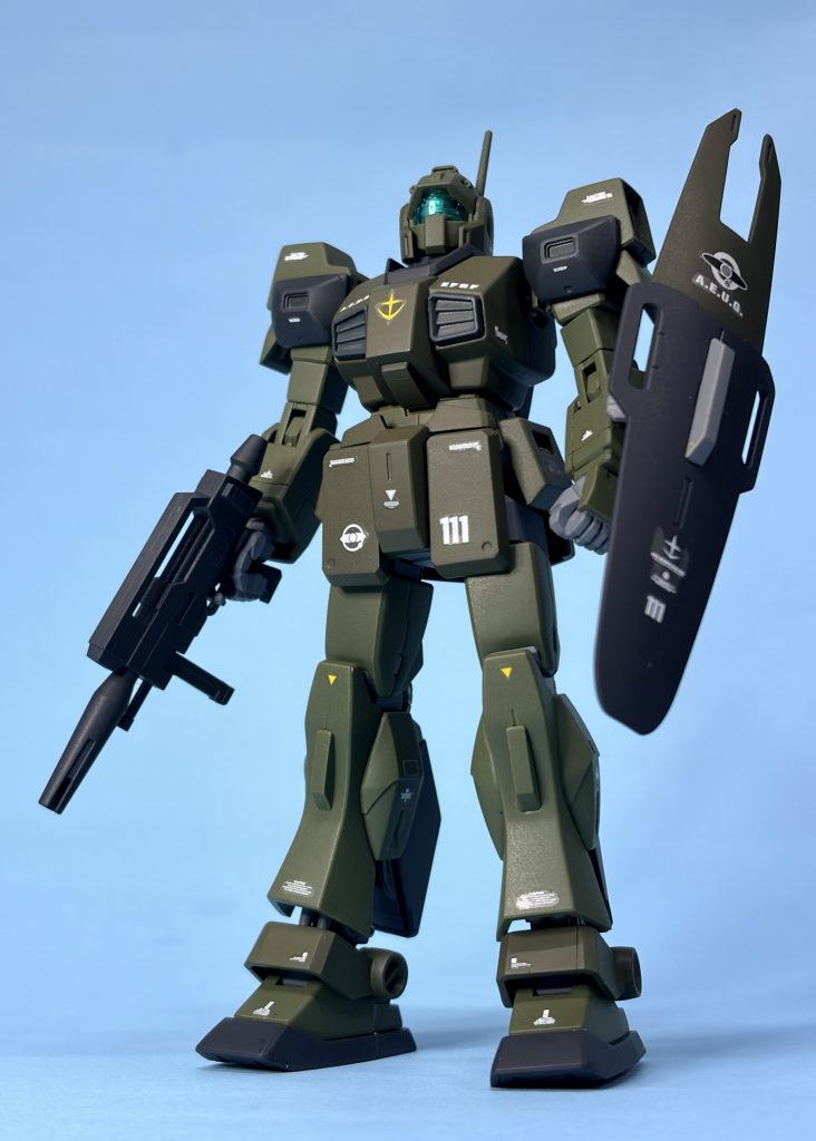 HG ネモを北米戦仕様カラーに全塗装。最近パトレイバーの見過ぎでオリーブドラブ色にハマり中。