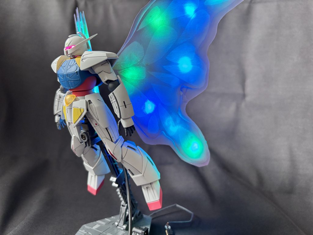 本当は、月光蝶の羽を脱着できるようにしたかったんですけど、断線→復旧→また断線と苦戦してなかなかうまくいかなかったです😭でも、とりあえず完成したのは良かったです。&nbsp;&nbsp;