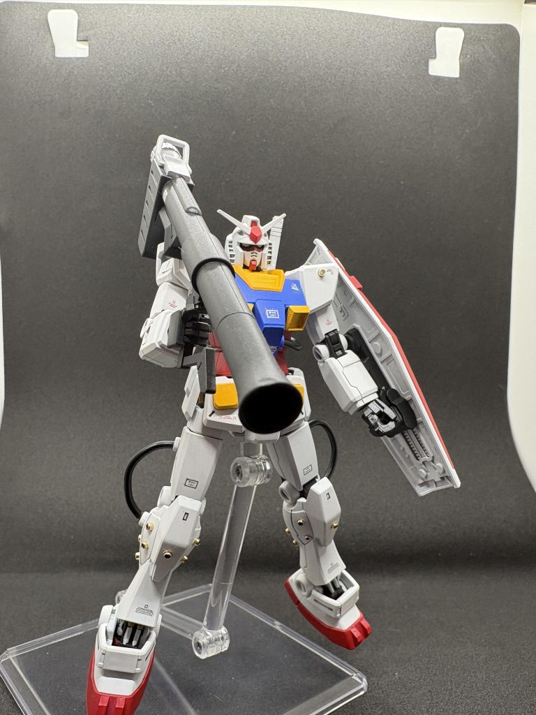 おまけ。本編では持っていないバズーカを持たせてみた。