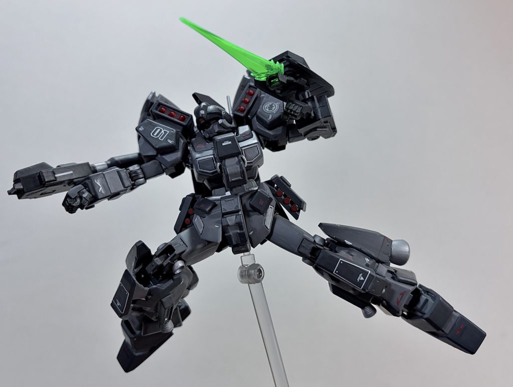 ビームスパイク展開！シールドには高出力ビーム兵器(という設定)のビームスパイク(というお名前)が装備されています