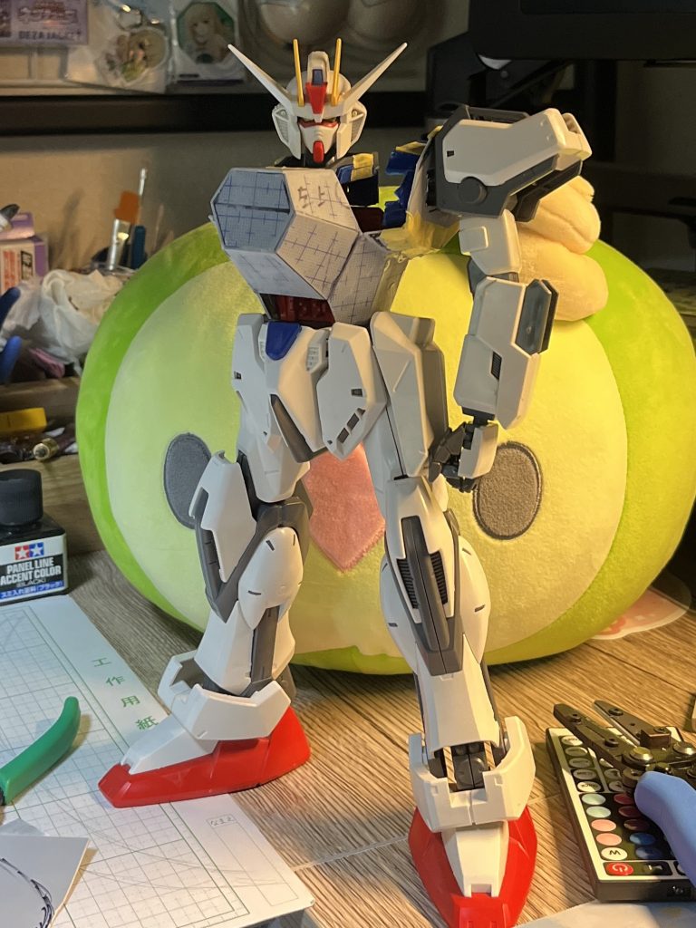 ここからは、大まかなダイジェストになりますが、制作過程を。1/60のストライクを芯にしております。