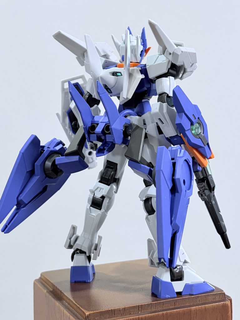 塗装前。各部にユニコーンガンダムRGのパーツをつけています