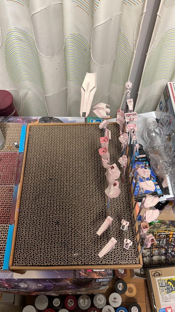 RX-93/νガンダム[アクシズショック]【パルスアレンジ・オブ・カラーモデル】–3枚目/制作者：【電幻龍メンバーズ】ドラグーンの開発部