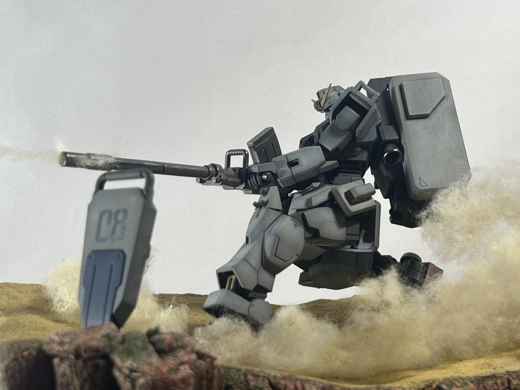 煙は綿です。なるべく煙に見えるように努力しました。もっと細かい繊維がほしい〜。ウェザリングは抑え気味。連戦はしていない設定にしたので砂埃の汚し程度にしました。