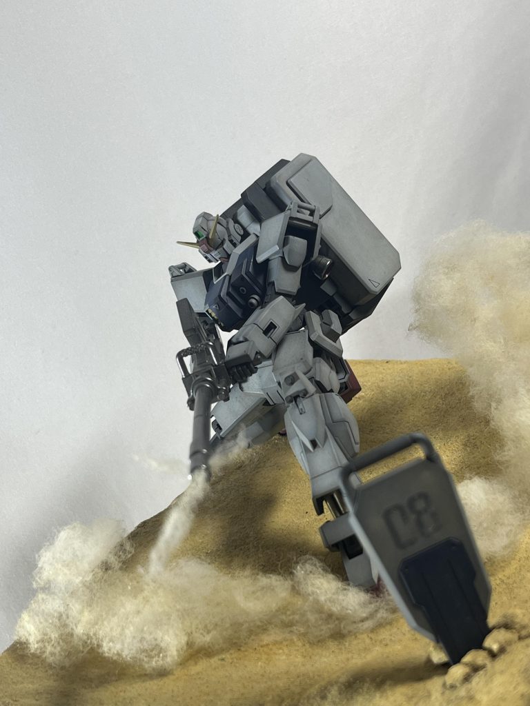 輝き撃ちはシールドに砲身を載せていませんの図。