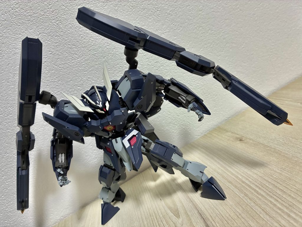 ガンダムザガン–5枚目/制作者：@Yanodesu4649