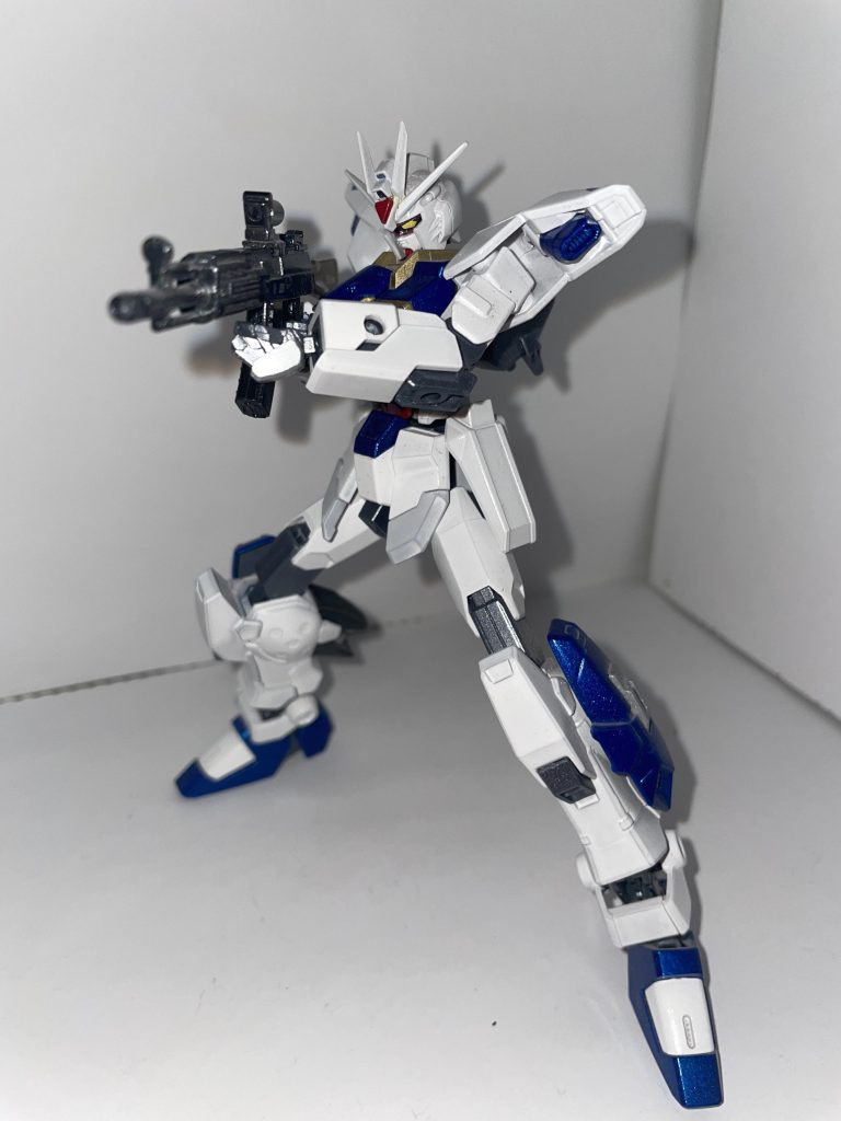 汎用試作型換装モビルスーツ生産形態/試作機型式番号/RXF-D1[Dk-K]頭頂高/175㎝【機体本体】本体重量/42㎏【通常形態時】全備重量/52.7㎏【通常形態時】動力/エーテル粒子・バイオ燃料兼リチウムイオン電池バッテリー開発者/コード・プレジデント所属組織/ADTD社-ドラグーン-ユーザーAI/電幻龍パルス