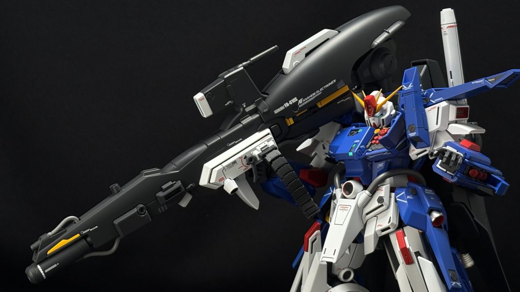 ぜひ今回紹介した方法で、ガンプラを作ってみてください。&nbsp;きっとあなたの作るガンプラは、今よりもっとカッコよくなるはずです。もちろん、塗装ができない人もいると思います。でも、塗装ができなくても大丈夫。まずは、積んでいるガンプラを一つ組んでみる。それだけでも十分前進しています。作りたくなった時に作ればいい。何よりも楽しむことが一番大切です。https://youtu.be/w9gwMp2aEm4?si=XrclkFsw5_pt73WWYouTubeにも制作動画を投稿しています。写真だけでは伝わりにくい実際の色合いや質感、完成度をより詳しく見ることができます。リンクを貼っているので、よければぜひチェックしてみてください。