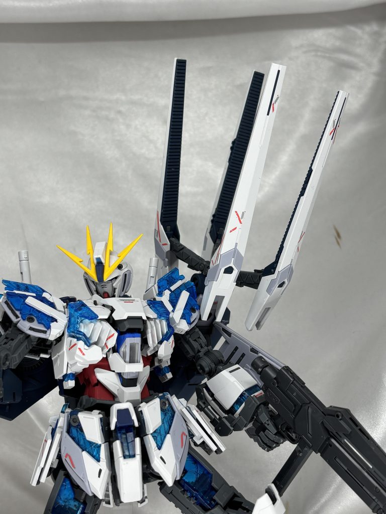 インコム展開。インコム自体がだいぶデカいんで中空での展示をどうするか考えモノです。NTD発動時Verの四つに展開するの最高です。