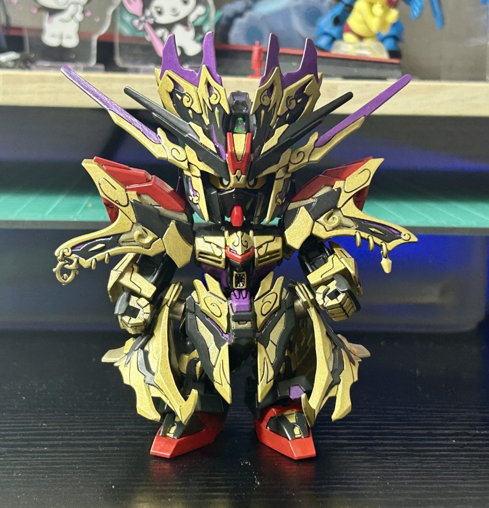 バックパックないと自立が余裕なんですけどバックパックあると重いせいか後ろに傾いてしまう‥今回も仕上げは半光沢での仕上げになりますねこのシリーズは今後もずっと半光沢かな