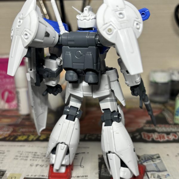 HGUCフルバーニアン制作中です。基本工作があらかた終わりサフ前状態で一旦投稿させていただきました。（3枚目）