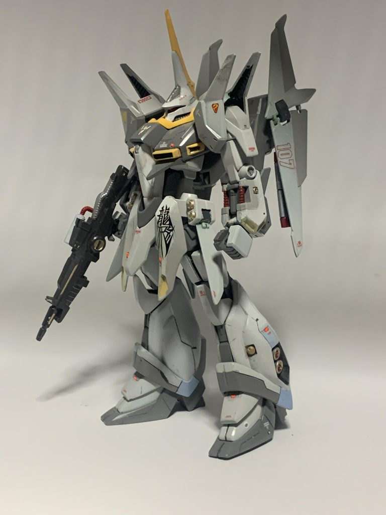 バウといえは、フロントアーマーの漢字が渋い！！