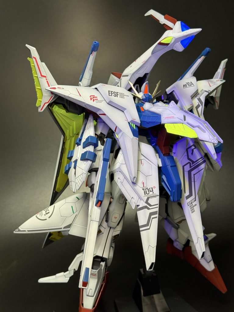 レーンはこんな装備でよく格闘戦しますね、すごい技量だ🤔塗装ハゲが怖くて動かす気が起きない…すでにちょっとハゲました😂