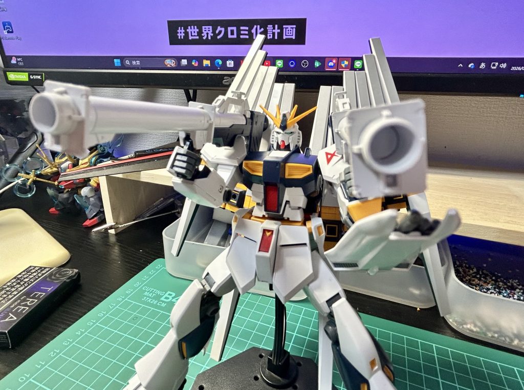 バズーカも2本装備させて高火力でシャアも驚きかな？wwファンネル射出はめんどくさくてしてないですけどこれでもいいですよね(ฅ∀<`๑)ﾃﾍｯ♡って事で皆様のよきガンプラ、しゃちくLifeを( ´Д｀)ﾉ~ﾊﾞｲﾊﾞｲ