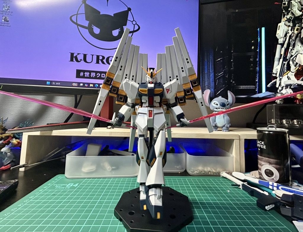 そしてなんとダブルフィン・ファンネルにしちゃいました！これはもう羽根感が強くて思わず降臨ポーズしちゃいましたよな( ´ω` )