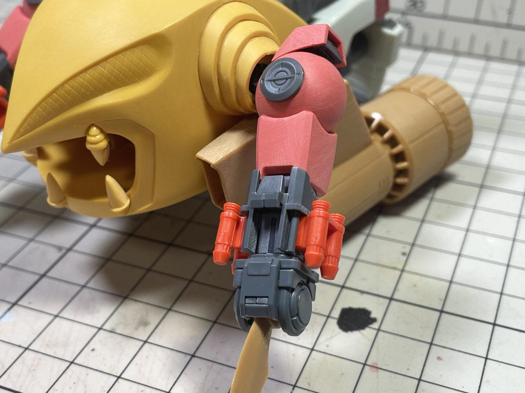 ミキシングプロセス旧キット(と、いってもザクレロはこれしかないですがw)にHGUCゲルググやジムⅢのパーツをミキシング