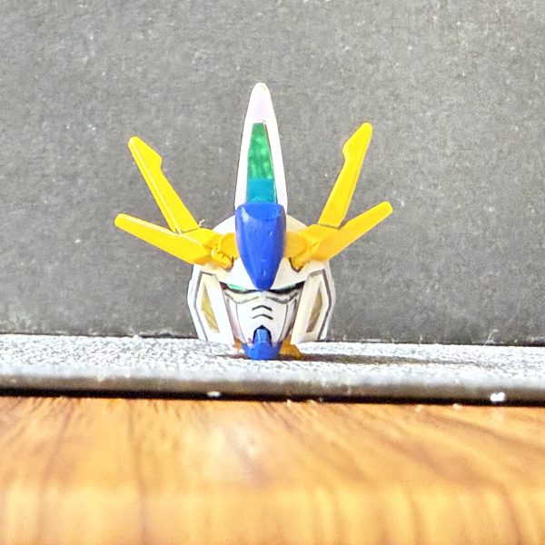 現在開発中のオデュッセウス級ガンダム2号機、3号機のテストヘッドが完成！！左が2号機アルケイデス右が3号機ペルセウスになります！2号機のアルケイデスはアナハイム製でフィックス・アルゴスユニット装備を前提の機体になります。3号機はサナリィ、ブッホエアロダイナミクスの2社によりオデュッセウスガンダムの予備機をベースに改修を受けた設定です。（6枚目）