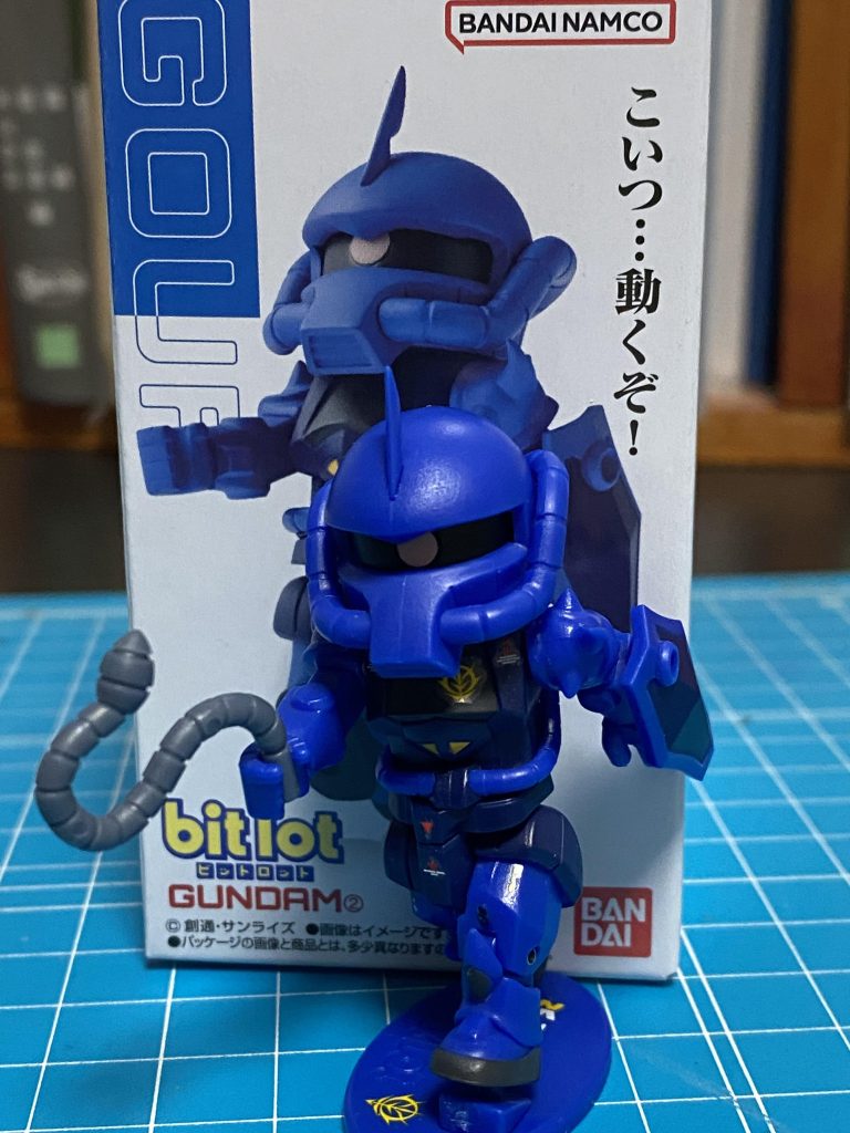 ミミズじゃなくてヒートロッドを装備してのポージング‼️グフ特有の威圧感ゼロですが、可愛いから許すよ🩷