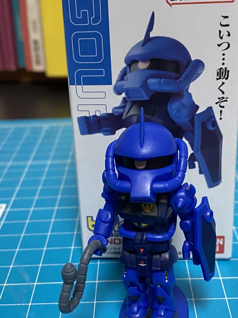 サクッと作れてサクッと飾れるbit lotグフでした✌️最近、始めたデカール貼りの練習がてらにアクセントに作ってみました。