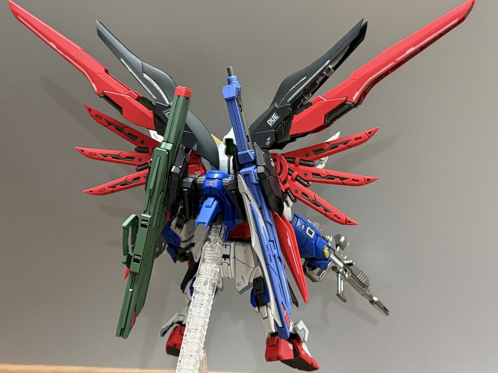 うまい人のガンプラがいっぱいある中でいつも投稿したら100くらいイイネがつくの嬉しいです見てくれてる方いつもありがとうございます!