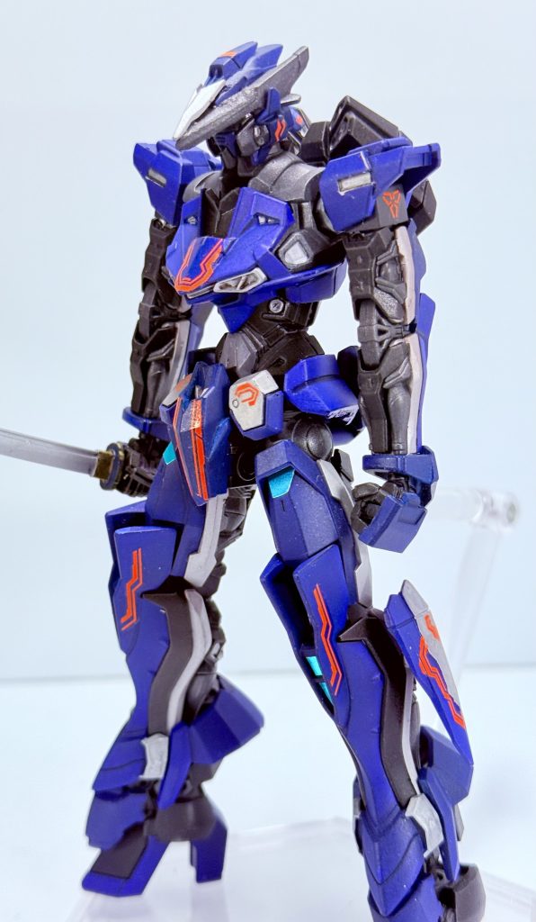 本作品は2024年頃に作成しました。久しぶりに動かしてみると関節部分がゆるくなってました。&nbsp;