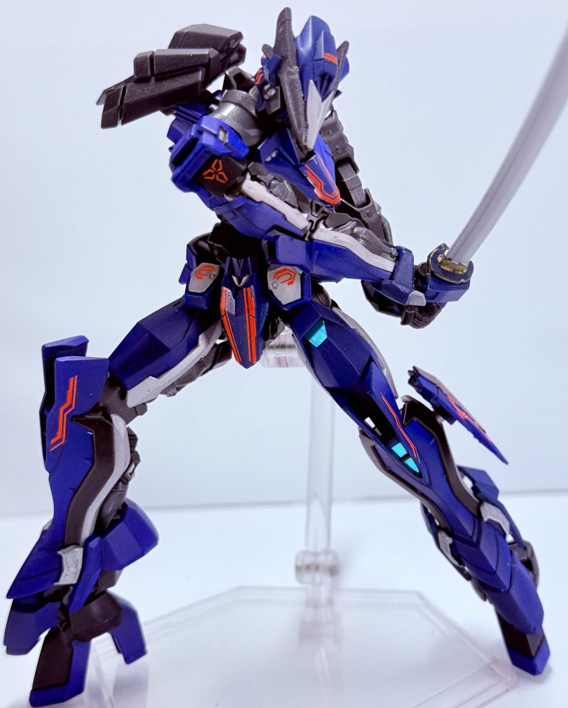 ロードアストレイ自体よく動くため色んなポーズがとれます。