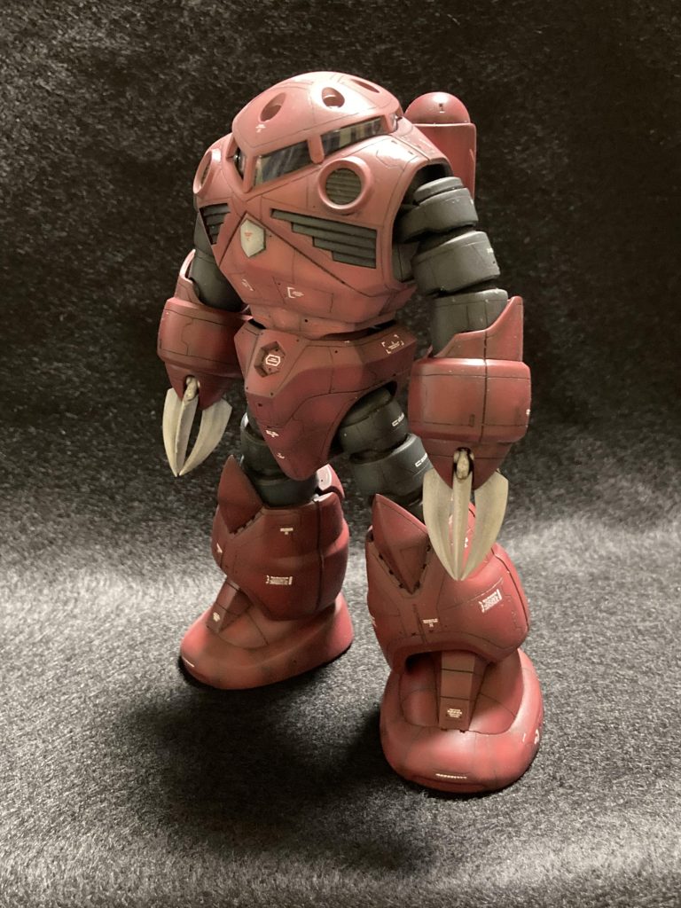 接着線消して、スジボリして、ヤスリかけて、サフ吹いて…まぁ、ごく普通に。